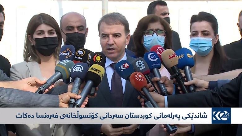 هێمن هه‌ورامی: ھەڵوێستی پەرلەمان و خەڵكی كوردستانمان گەیاندە حكومەتی فەرەنسا و سەرۆكه‌كه‌ی